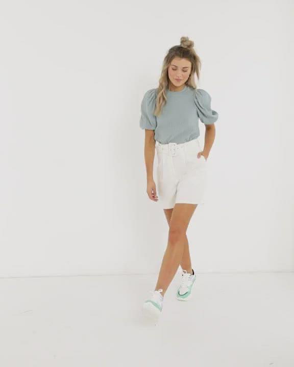 فير اند وايت صابونة التقشير جومانت 200 جم